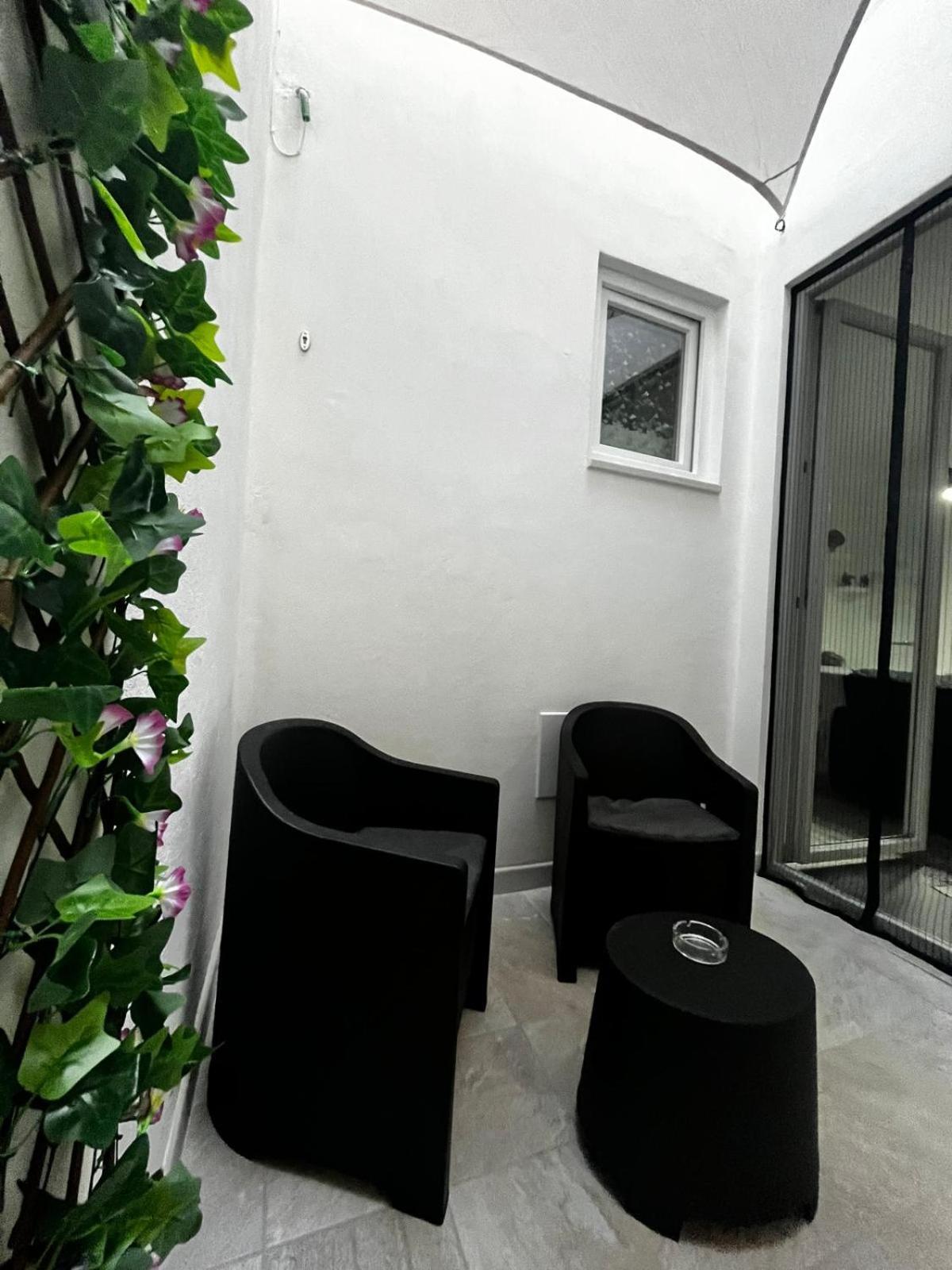 Goodbye Moon Apartment Brindisi Exterior photo